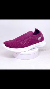 FIURI - NEW ERA - WINNY 35-43 MERAH MAROON - SEPATU SNEAKERS SLIP ON WANITA - SEPATU KNIT RAJUT - SEPATU OLAHRAGA JOGGING SENAM PEREMPUAN - SEPATU SEKOLAH KERJA KULIAH - SEPATU CASUAL CEWEK TRENDY MURAH PROMO DISKON