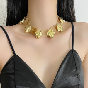 2025 New Vintage Tortoiseshell Resin Metal Splicing Necklace Adjustable Clavicle Chain Womens Fashion Jewelry Lockbone Chain