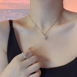 BESFOME Rotatable Flower Four Leaf Clover Stainless Steel Luxury Elegant Full Diamond Zircon Pendant Necklace for Women Jewelries Choker Fashion