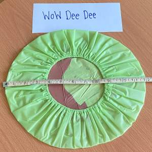 (งานผลิตในไทย) หมวกพลาสติกคลุมผมพิมพ์ลายการ์ตูน จำนวน 1 ใบ ขนานใบใหญ่ (L) เส้นผ่านศูนย์กลาง 12 นิ้ว