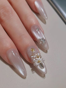 Lilynail Handmade Christmas Nail Art Stickers Detachable Medium-Length Wearable Nails Easy Application Long-Lasting Effect