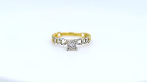 Happy Jewelry แหวนเพชรของแท้ ทองแท้ 9k 37.5% แหวนชูโดดเด่น SI306