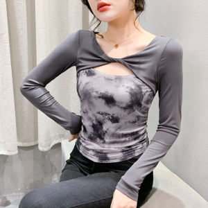 REHIN เสื้อยืดผู้หญิงแขนยาวคอกลมฉลุคอเสื้อเข้ารูปพอดีรัดเอวฤดูใบไม้ร่วงมาใหม่ล่าสุดสง่างาม