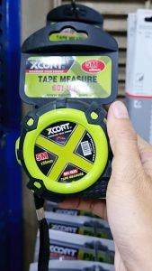 ตลับเมตร ล็อกอัตโนมัติ รุ่นใหม่ Xcort Thailand 5 เมตร (5M x 19mm) คุณสมบัติพิเศษ เก็บสายง่ายไม่ดีดแรง ตัวเลขใหญ่ชัดเจน สีโดดเด่นมองเห็นง่าย