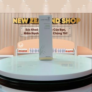 Sữa rửa mặt cho da nhạy cảm Living Nature Sensitive Cleanser 100ml