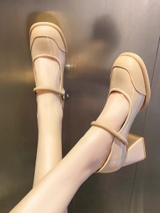 Shiny Leather Mary Jane High Heels Chunky Strap Medium Heel round Head Versatile Single Shoes Korean Style Fashionable Flats