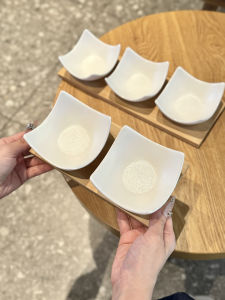 Elegant Ceramic Matte White Dessert Plate with Tray Dried Fruit Plate Premium Quality Home Use Square Shape Chinese Style