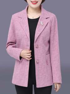 Loose Midlife Mom Autumn Outfit: Generous Fit Fashion for Middle-Aged Women