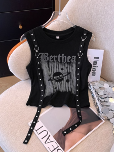 American Sweet Spicy Letter Strap Vest Women Summer Inner Design Sense Metal Sash Sleeveless Short Black Top Women Fashion