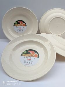 Piring Makan Bulat Kreem Tebal Serbaguna Gratis 1 Sendok