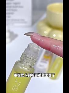 10ml 3 Flower & 3 Seed-Based Nail Care Essential Oil Roller 三花三籽精油护甲油 淡化手纹滋润甲边  三花三籽美甲指缘精华油营养油护理缝修  防干裂滋润补水滋养亮指甲美甲护理