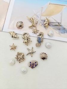 16PCS Ocean Beach Bling Golden Seahorse Shoe Charms DIY Decorations Conch Starfish Clog Shoe Buckles Faux Pearl Shoe Accessories