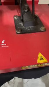 Desain Kaos Distro Trendy & Keren untuk Pria & Wanita