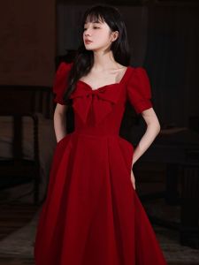 ชุดแต่งงานสีแดง ชุดราตรียาวเอวกลาง แขนสั้น กระโปรงทรงเอ ชุดราตรีสำหรับงานแต่งงาน งานปาร์ตี้ งานเลี้ยงดื่ม ชุดราตรีสุดหรูสำหรับผู้หญิง