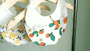 Cotton floral childrens drooling towel newborn baby bibs baby tethered bibs infant complementary towel