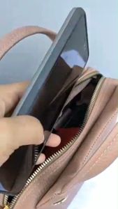 Tas Hp Wanita Import Mewah / Tas Wanita Prili / Tas Kulit Papirut Garut / Dompet Wanita Terbaru 2023 / Dompet Pouch Hp dan Uang / Dompet Wanita Banyak Ruang Uang Besar Hp / Tas Batam Import 2023 Mewah / Tas Selempang Wanita Dewasa 2023 /Tas Papirut Kulit