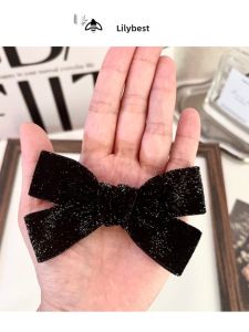 Black Velvet Butterfly Knot Brooch Pin Fashion Accessory Decorative Pinhead Removable Sweet Small Size for Womens Clothing