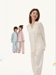 Q21 | Silk Machine Washable Childrens Pajama Set