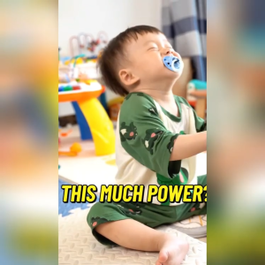 Ddrops Liquid Vitamin A 1200 IU & Vitamin D3 400 IU - Untuk Bayi 15 Hari hingga 1 Tahun Mendukung Kesehatan Retina (1.7ml/60 drops)