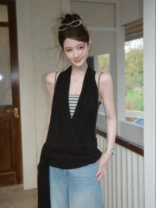THROUS | Áo Thun Dây Kéo V-Neck Đen Không Tay