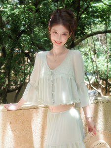 French Lace Border Mid-sleeve Thin T-Shirt A-line Skirt Womens Autumn Set