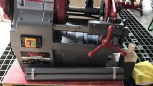 เครื่องต๊าปเกลียวท่อระบบไฟฟ้า ขนาด 1/2-2 นิ้ว Threading Machine รุ่น KT-402 เครื่องตัดเกลียวท่อ เครื่องตัดเกลียวท่อไฟฟ้า - Lazada