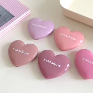 Heart-Shaped Cream Blush Color-Changing Cream Blush Waterproof And Sweatproof Long-Lasting Color Smooth Texture Oil Control Rose Shimmer For A Natural Makeup Look.