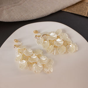 French Pearl Shell Ear Cuff No Piercing Mosquito Coil Painless Long Petal Tassel Earrings Fashionable Jewelry for Women