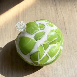 Crispy Green Grape Squeeze Ball Crunch Shell ASMR Squishy Toy Stress Relief Decompression Desktop Novelty Gift
