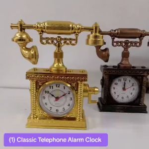 [MSIA SHIP] NOVELTY Classic Telephone Alarm Clock Aesthetic Table Clock Jam Loceng Telefon Klasik Jam Meja Hiasan Meja Console Table Decor Gold Farewell Wedding Birthday Gifts Christmas Present Souvenir Cenderahati Hadiah Kahwin Ibu Cikgu Guru Warna Emas