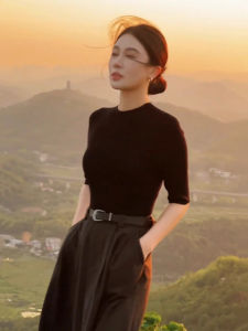 GEBOFU | French Style Half-High Collar Slim Fit 5-Sleeve T-Shirt