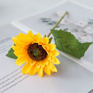 6 Pcs Autumn Artificial Sunflowers Bouquets Garden Wedding Festival Party Indoor Dining Table Windowsill Balcony DIY Decorations