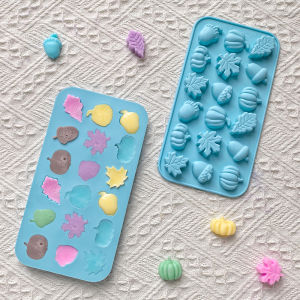 1pc  18 cavity (pumpkin nut leaf) shaped silicone baking mold DIY non stick mold used for gummies chocolates candies