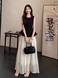 New Chinese Style Set Waist in Black Vest Top High Waist Mini Skirt Two Piece Set Summer Fashion Commute A-Line Skirt Loose Fit