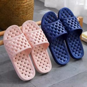 TEKANAI | Anti-slip Hole-design Bathroom Slippers