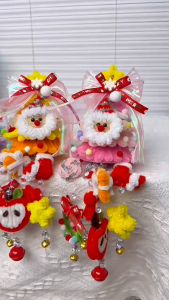 Chuông gió giáng sinh Ebi Handmade Chuông gió tự làm bằng kẽm nhung hình cây thông ông già Noel trang trí xinh xắn - EB244