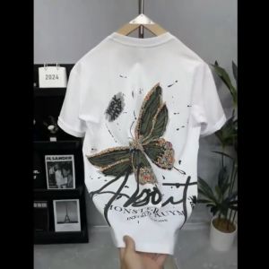 Summer new mens short-sleeved T-shirt painted butterfly print trendy and versatile 100% cotton loose swallowtail top T-shirt