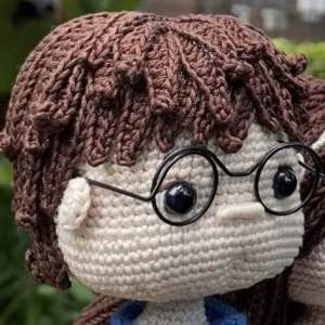 Hoàng Tử Đeo Kính Và Công Chúa Vương Miện Handmade Cao Cấp Sợi Len Thổ Nhĩ Kỳ