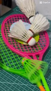 RKC - SET RAKET ANAK Plastik (Mainan Raket Bulutangkis - Isi 2 Raket & 6 Kok)