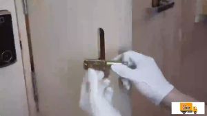 ล็อคประตูลายนิ้วมือ ล็อคอิเล็กทรอนิกส์ดิจิตอล พร้อมรหัสผ่าน/กุญแจ/การ์ด IC/ชีวิตอัจฉริยะ/ปลดล็อกแอป Tuya