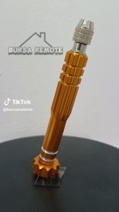 OBENG SET REPARASI MINI COMPACT PEMBUKA SMARTPHONE NOTEBOOK DLL 5IN1