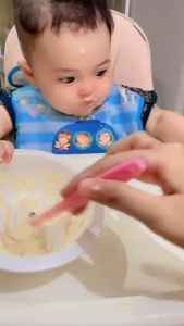 Celemek Bayi Karakter Sleber Plastik Waterproof - Celemek Makan Anak by Einstein-Store