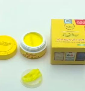 Kem Miss White Mụn Và Thâm Chiết Xuất Từ Nghệ 12g