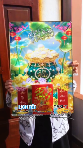Khung tranh Lịch Tết Kim Tiền Tài Lộc túi vàng ngọc trai kim cương phong thủy hút tài lộc tráng gương Laminate treo tường - Lịch gỗ tráng gương 2026 1158LT