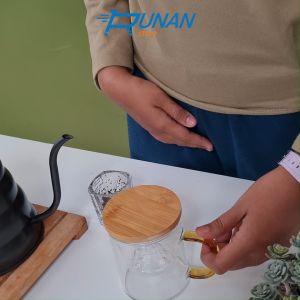 Gelas Kaca Tea Infuser & Saringan Teh Kaca Tutup Kayu: Alat Minum Teh Berkualitas