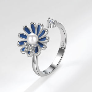 Butterfly Flower Crystal Anxiety Relife Spinning WomenS Rings 2024 Trend Cute Animal Dragonfly Rotating Ring Fidget Spinner