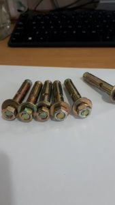 Baut Dinabolt 12 x 60 (5022) aksesoris teknik bengkel