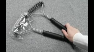 Cây cọ thép chà rửa vệ sinh vỉ nướng BBQ có tay cầm dài tiện dụng-HAUSE