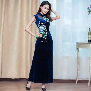 ชุดกี่เพ้าไหมวินเทจหรูหรา ชุดกี่เพ้าผ้ากำมะหยี่พิมพ์ลายดอกไม้ยาวสำหรับงานเลี้ยงด้วยความสง่างามและเซ็กซี่สำหรับคุณแม่