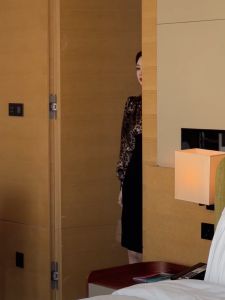 ZYHT EraVogue เดรสผู้หญิง เดรสสีครีม เดรสทรงเอ เดรสซาติน เดรสทำงาน เดรสไฮโซ เดรสวินเทจ เดรสออกงาน เดรสปาร์ตี้ ชุดราตรี 21506